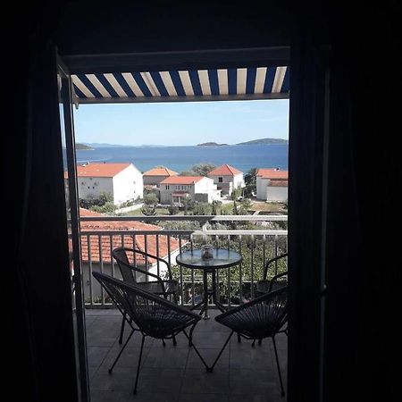 Apartments Senka Orebić Zewnętrze zdjęcie