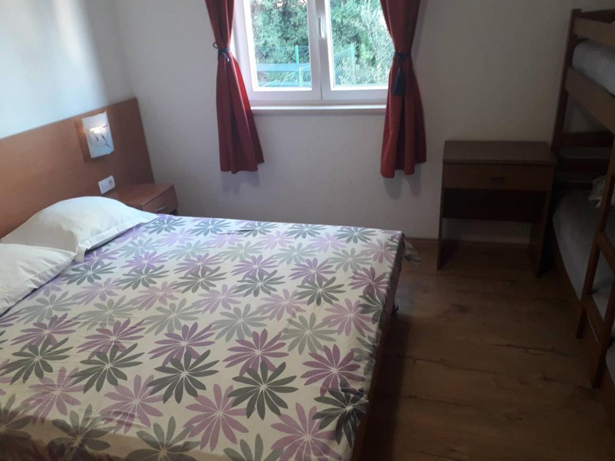 Apartments Senka Orebić Zewnętrze zdjęcie