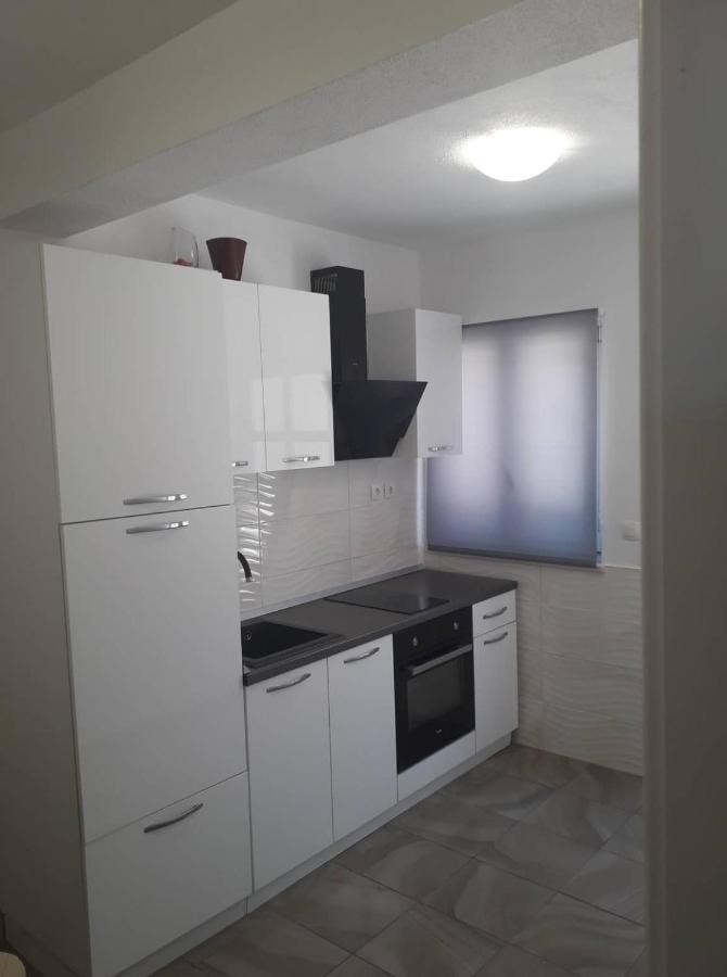 Apartments Senka Orebić Zewnętrze zdjęcie