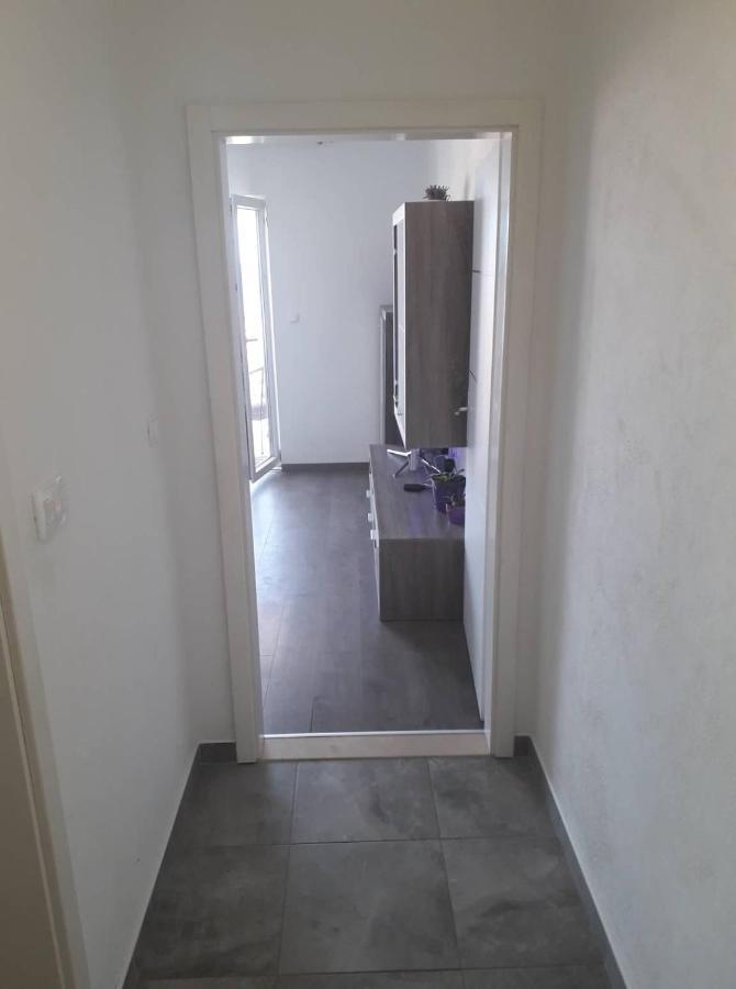 Apartments Senka Orebić Zewnętrze zdjęcie